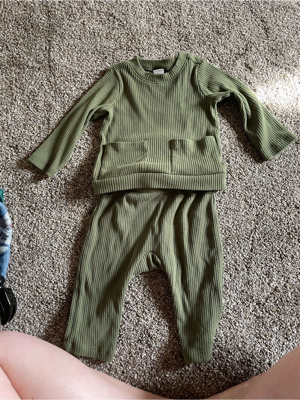 Old Navy Olive Green Ribbed Kids Matching Set